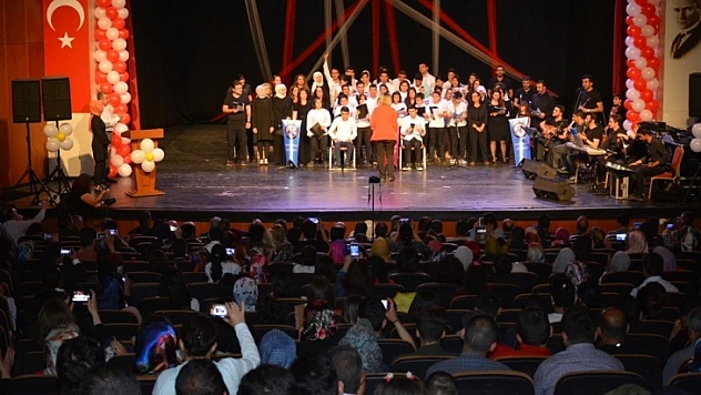 Biz Farklıyız! Ya Siz Farkında Mısınız?