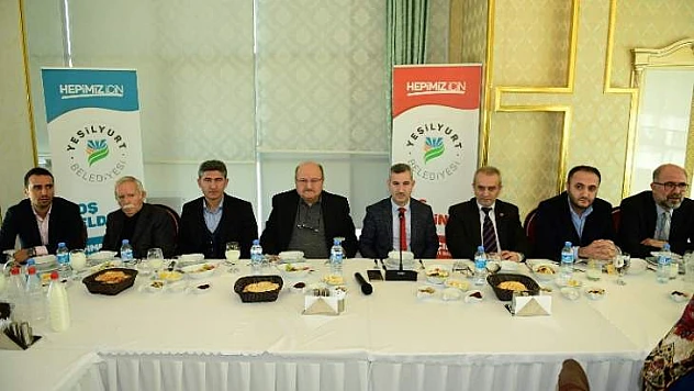 Başkan Çınar, Yeşilyurt'un Kalkınmasında Sizlerin Büyük Emeği Var 