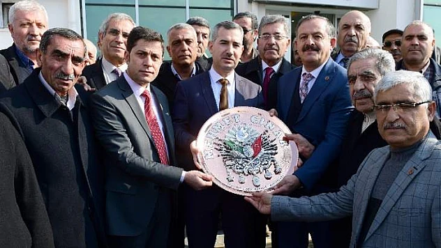 Yeşilyurt'lu Muhtarlardan  Başkan Çınar'a Tam Destek