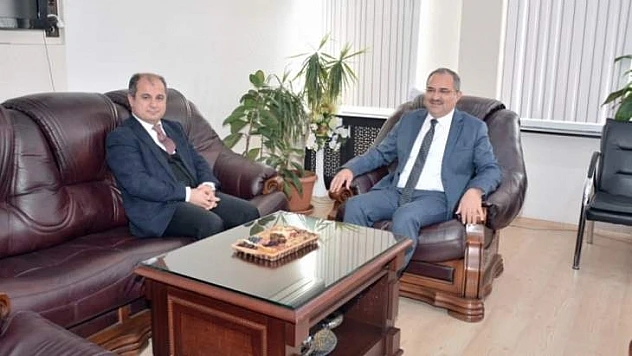 Vali Kaban Baro Başkanı Enver Han'ı Ziyaret Etti