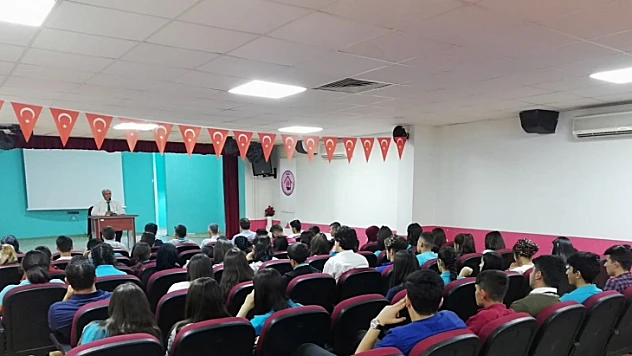 'Sözde Ermeni Soykırımı' Konferansı Hekimhan'da Düzenlendi