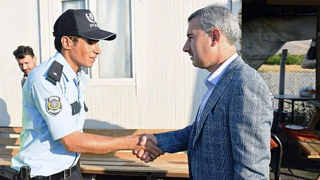  Çınar, Askerimiz, Polisimiz, Esnaflarımız ve Vatandaşlarımızla Büyük Bir Aileyiz