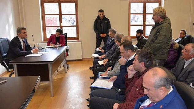 Vali Baruş, Halk Günü Toplantısında Vatandaşlarla Buluştu