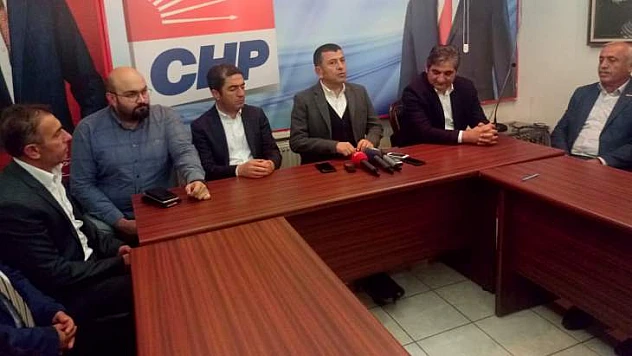 Ağbaba, 'Malatyalılar Sizin İçin De Teneke Bağlayıp Dolaştıracak'