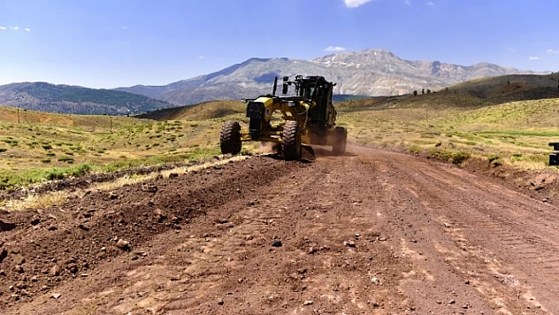 Battalgazi'de Yayla Yollarında Genişletme Ve Bakım Çalışmaları Devam Ediyor