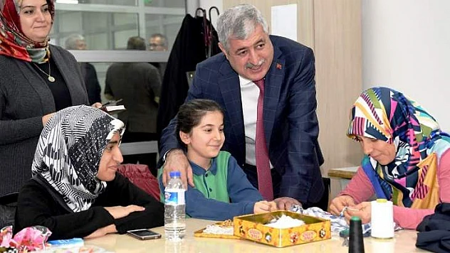 Başkan Polat, Engelli Kardeşlerimizin Yaşamlarını Kolaylaştırıyoruz