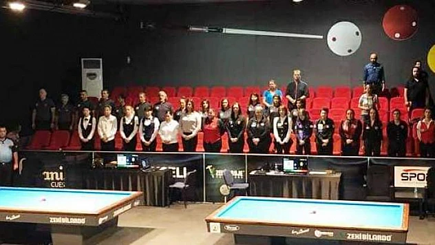  Dünya Kadınlar Şampiyonası İzmir'de  Rüzgar Gibi Geçti