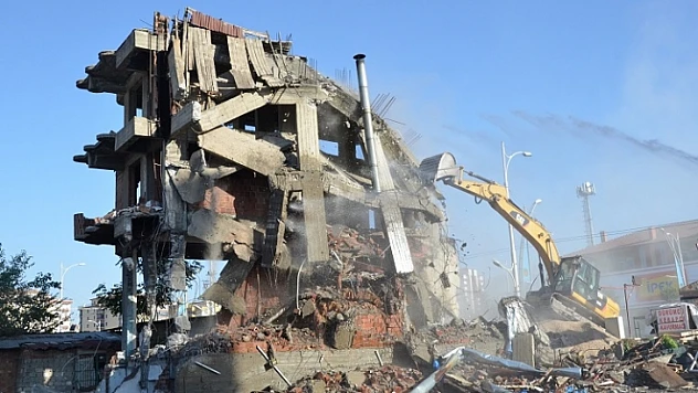 Riskli Binalara Geçit Vermedik, Vermeyeceğiz