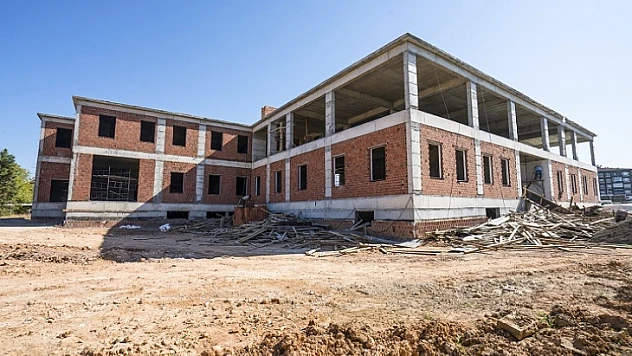 Yeni İtfaiye Merkezi İnşaatında Çalışmalar Sürüyor