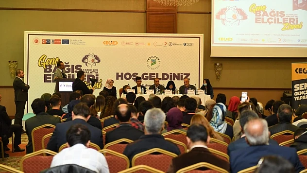 Annecim Yaşamak Çok Güzel Bir Şeymiş