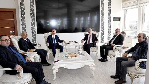 Başkan Polat, Genel Müdür Dr. Ahmet İpek'i Makamında Kabul Etti