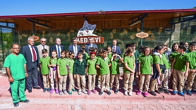 Hayvan Barınağı Özel Misafirlerini Ağırladı