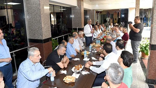 Başkan Polat Kapalı Çarşı Esnaflarıyla Bir Araya Geldi