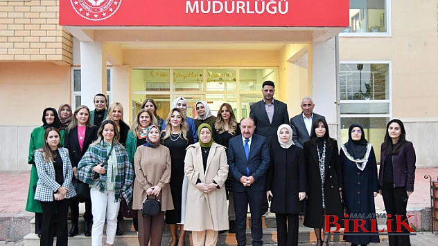 Hanımefendi Hanife Yazıcı'nın Miad Evlerindeki Çocuklarla İftar Yemeği