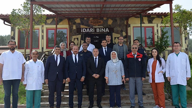 Hayvanları Koruma Kurulu Toplantısı Büyükşehir Belediyesi'nin Ev Sahipliğinde Gerçekleşti