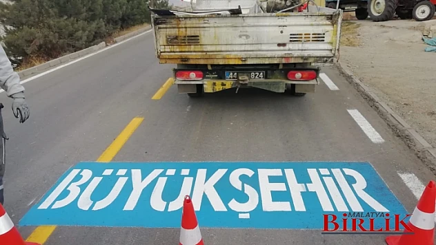 İlçe Yolları Yatay ve Düşey İşaretlemelerle Daha Güvenli Hale Geliyor