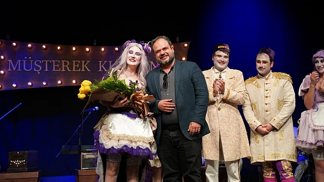 İnsan Kaynakları Ekipleri Yoğun Gündeme Tiyatro Molası Verdi