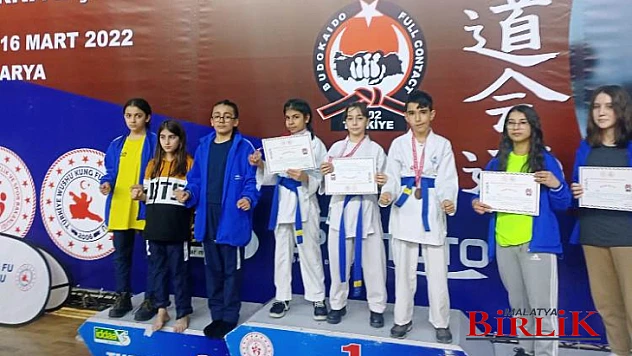 İstanbul Sultangazi Sporcularının Başarısı Konuşuluyor