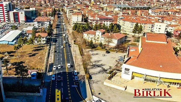 İstasyon Caddesi'nin Yenilenmesi, Vatandaş Ve Esnafı Memnun Etti