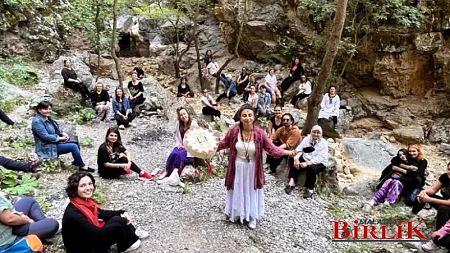 Kadim Bilgi İçin Anadolu'yu Geziyorlar