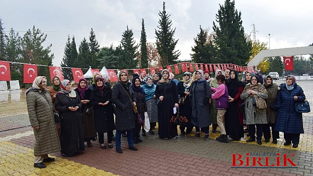 Kadın Meclisi'nden Şehit Öğretmenleri Unutmadı