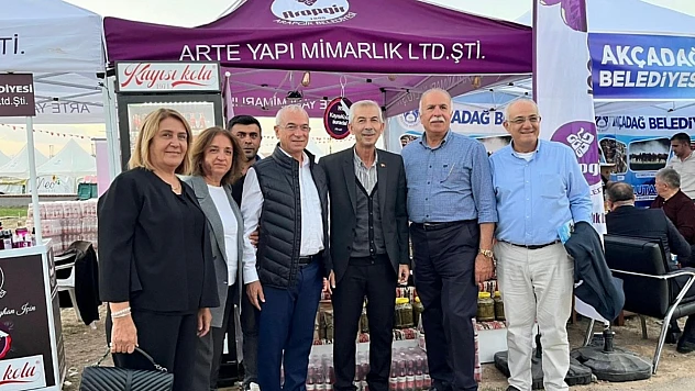 Kayısı Kola Sosyal Medyanın Gündeminde: Arapgir Festivalde Tanıtıldı