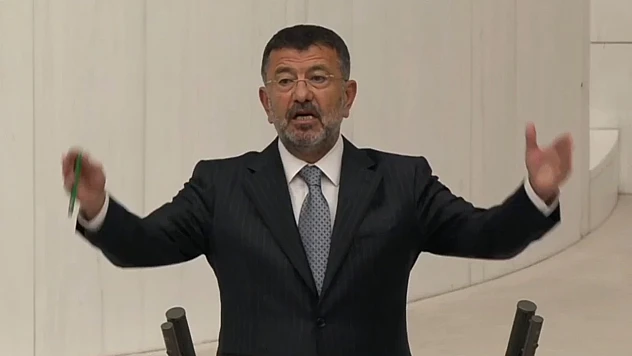 Kayısıya darbe vuruluyor, Özbekistan ve İran'dan kaçak kayısı geliyor