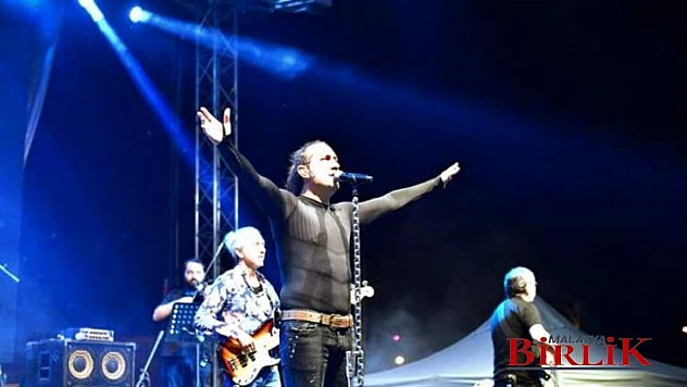 Kıraç, Malatya'lılara Unutulmayacak Bir Konser Yaşattı