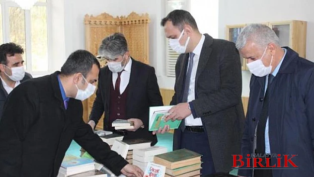 Kitap K'oku'su  Her Yerde