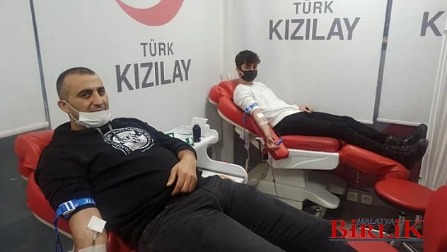 Kızılay'a Kan Bağışı
