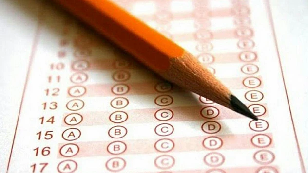 LGS 2025 sınavı başladı: 1 milyondan fazla öğrenci geleceği için ter döküyor!