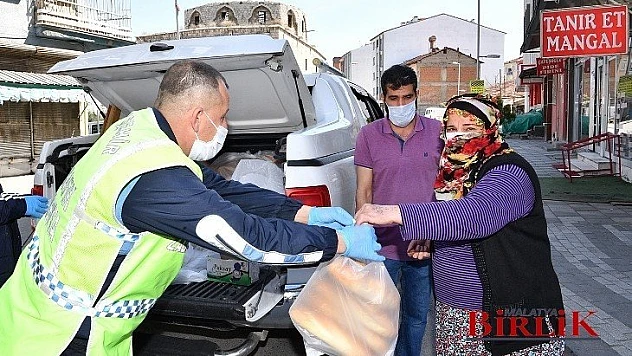 Malatya Büyükşehir Belediyesi 24 Saat Aralıksız Ekmek Üretip Dağıtıyor