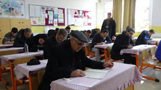 Malatya'da Binlerce Kişinin Katılımıyla Siyer Yarışması Gerçekleşti