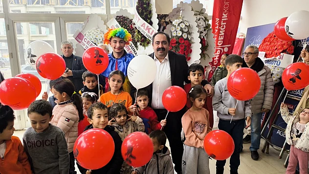Malatya'da Çocuk Hakları Günü Kutlandı: Çocuklara Hediyeler, Ailelere Destek Mesajı