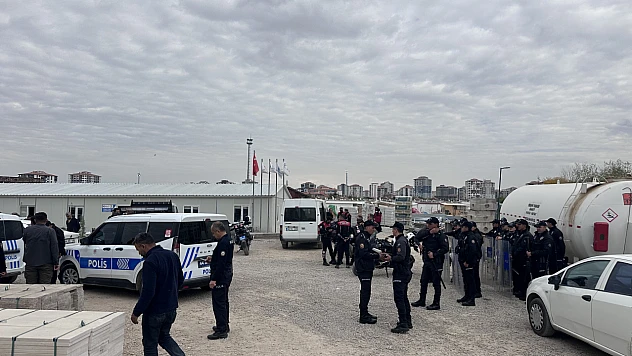 Malatya'da İnşaat Şantiyesinde Bıçaklı Kavga: 2 Yaralı
