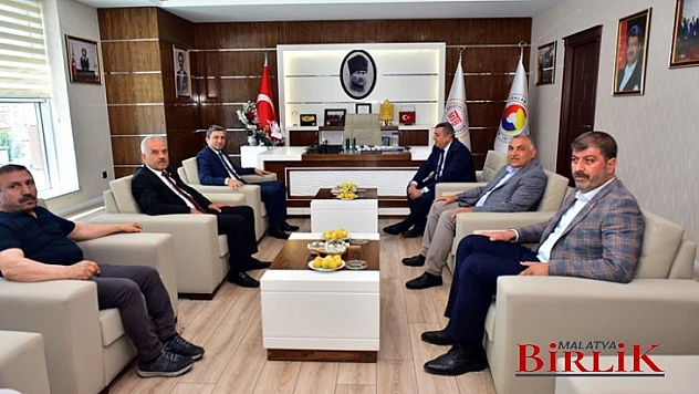 Malatya'da Kuru Kayısı Toplantısı Düzenlendi