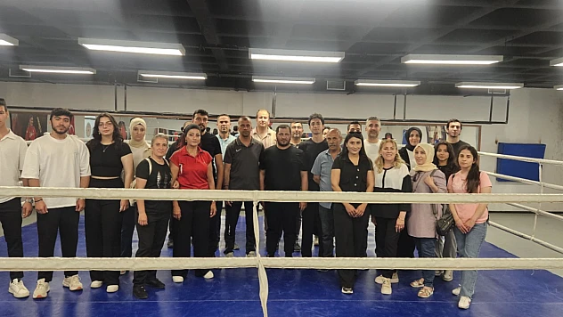 Malatya'da Muaythai Aday Hakem Kursu Tamamlandı