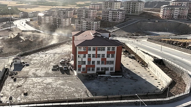 Malatya'da Öğrenciler Güvenli ve Modern Okullara Kavuşuyor
