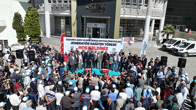 Malatya'da Tarımsal Destek Töreni: Jeneratör ve Sıvatlar Üreticilere Ulaştı