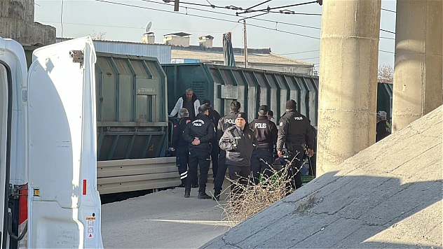 Malatya'da Tren Altında Kalan Genç Yaşamını Yitirdi