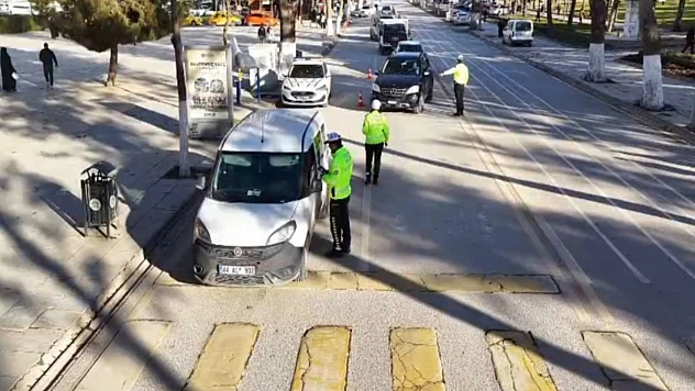 Malatya'da Yaya Önceliği Vurgusu: Polis Ekipleri Ceza Kesti
