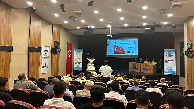 Malatya İl Emniyeti ve Belediyeden Okul Servisi Sürücülerine Bilgilendirme