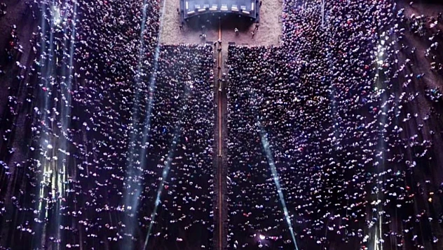 Malatya Kültür Yolu Festivali Ebru Yaşar Konseriyle Başladı: Binlerce Kişiden Büyük İlgi