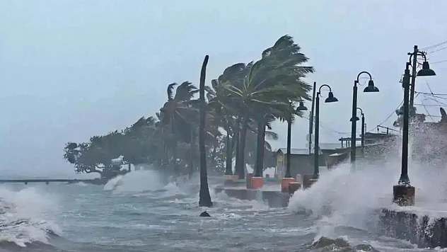Meteorolojiden 6 il için kuvvetli rüzgar ve fırtına uyarısı