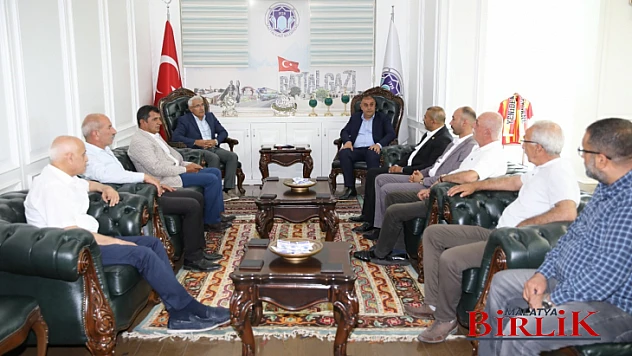 MHP'den Başkan Güldere İstişare Ziyareti