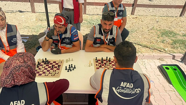 Ok Atmadan Çadır Kurmaya: Gönüllülerden Renkli Etkinlikler