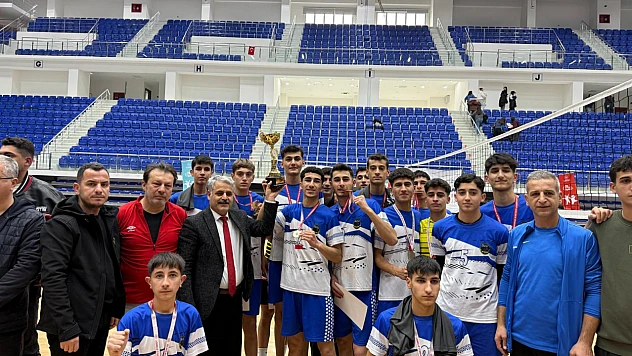 Okul Sporları Voleybol Genç Erkekler İl Birinciliği Sona Erdi