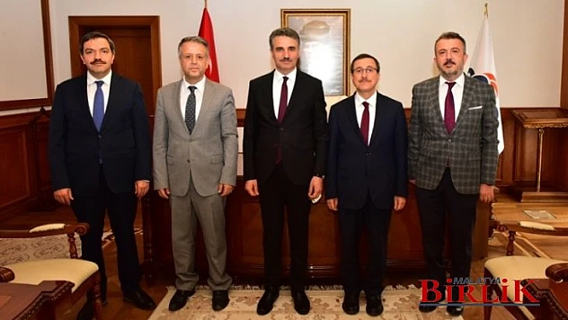 Pandemi Kurulu Üyelerine Plaket