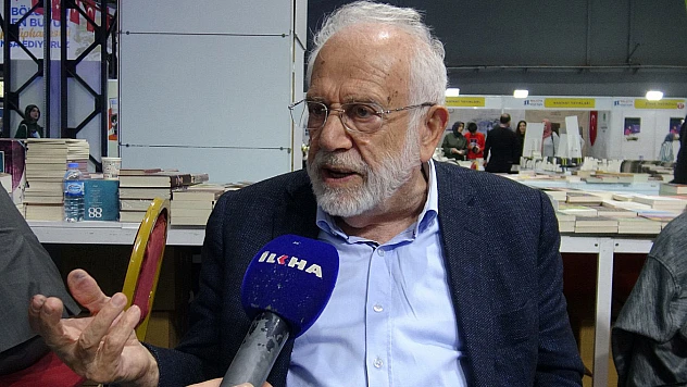 'PDF ile Ömür Bitiyor, Kitapla Kültür Yaşıyor' – Prof. Dr. Sırma'dan Çağrı