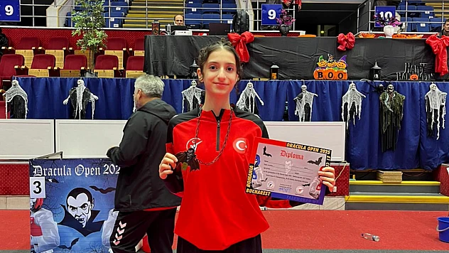 Romanya'da Altın Zafer: Eda Öğüt Şampiyon!